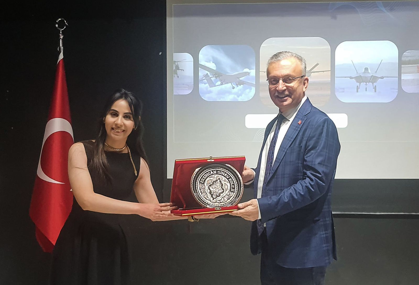 Rektör Levent: Girişimcilik ve Savunma Sanayi Konferansına Katıldı
